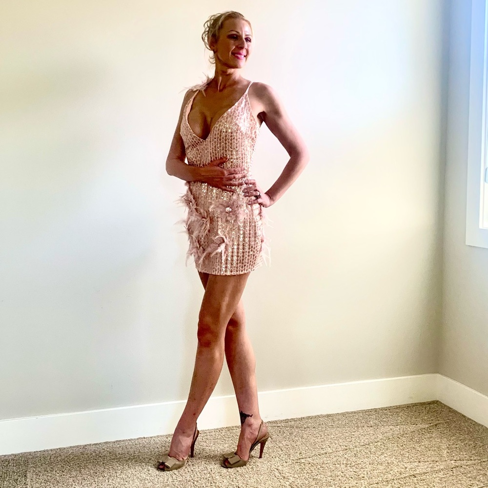 Short pink fashion dress